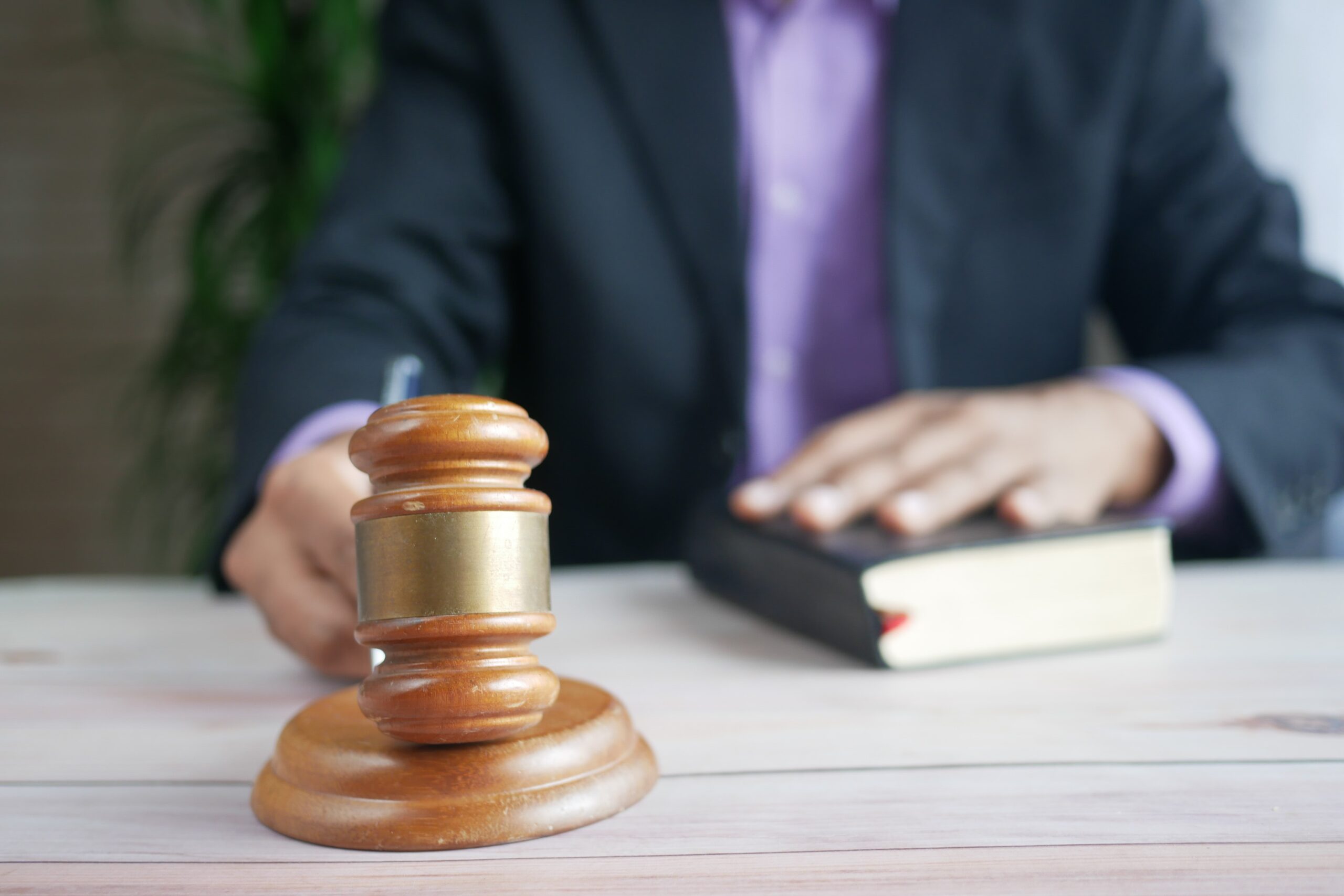 Enfrentamiento Legal de Alto Impacto: ExxonMobil, los informantes y la Controversia sobre la Ley Sarbanes-Oxley 6 pexels towfiqu barbhuiya 8693379 scaled